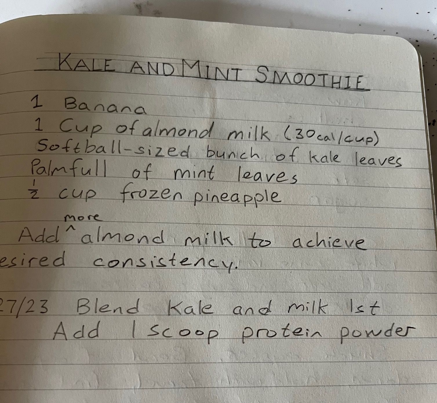 Handwritten smoothie recipe.
